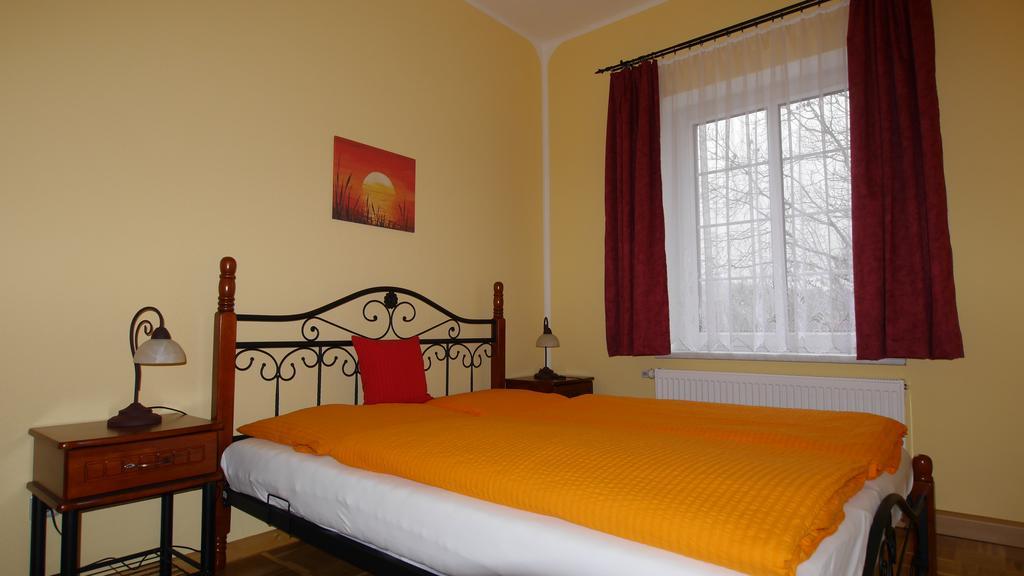 Villa Am Ehrensteig Айзенах Екстериор снимка